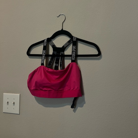 Victoria's Secret Sport Crisscross Logo Sport Bra Medium - Picture 2 of 7